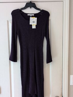 Beautiful Evan Picone Deep Plum Knit Long-Sleeve Midi Dress